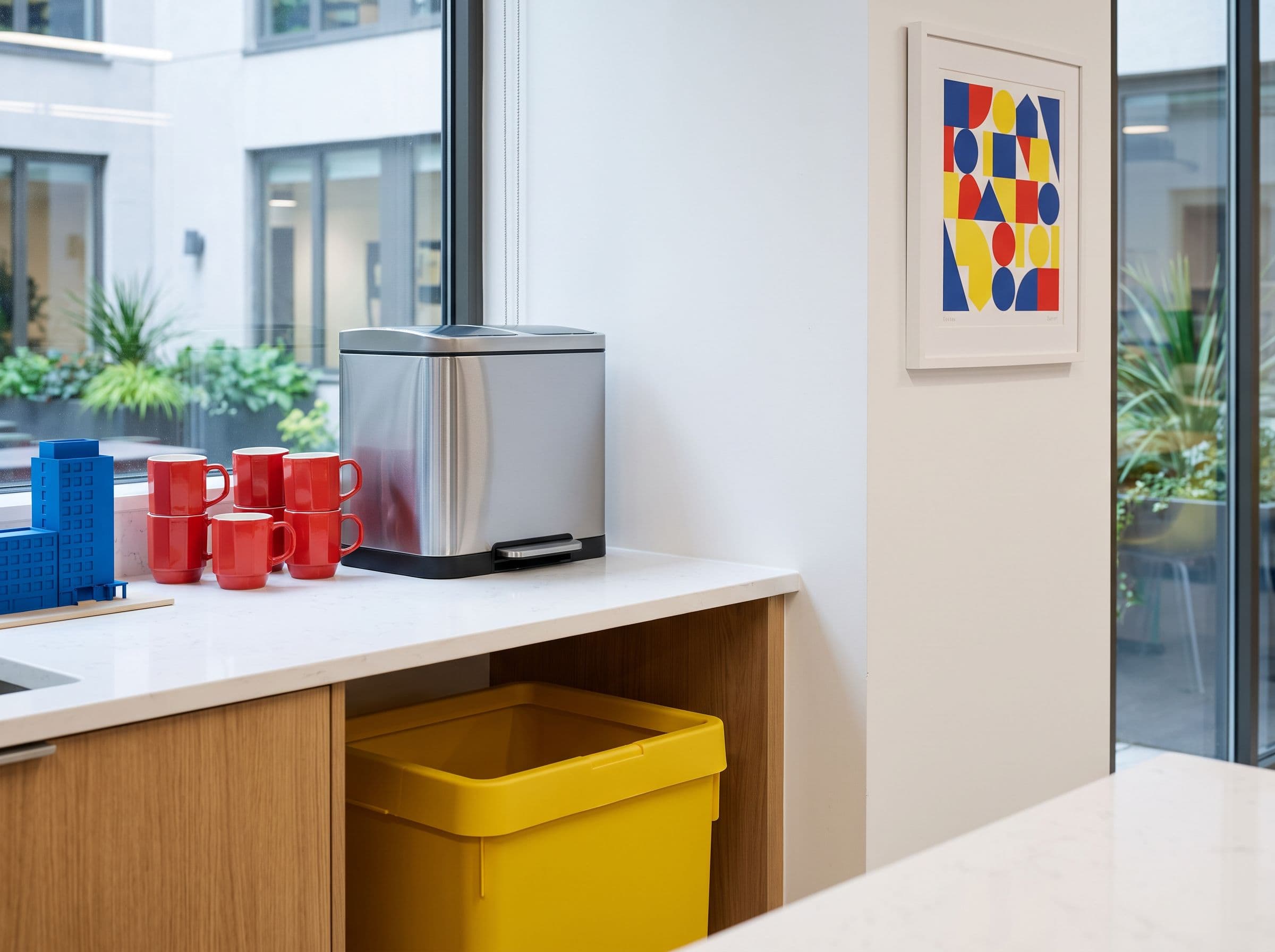 Quels materiaux sont utilises pour fabriquer des poubelles de tri eco responsables